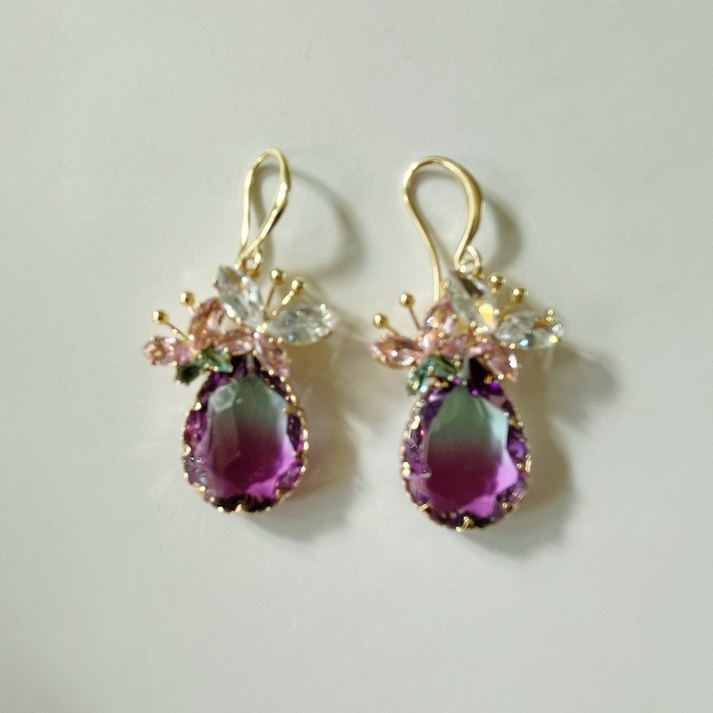 💲⬇️ 2-Tone Blue Purple Ombre Zircon Butterfly Drop Dangle Earrings NWT - Picture 7 of 13
